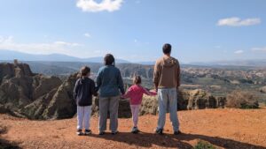 Qué hacer con niños en el Territorio Cueva: 10 planes en familia