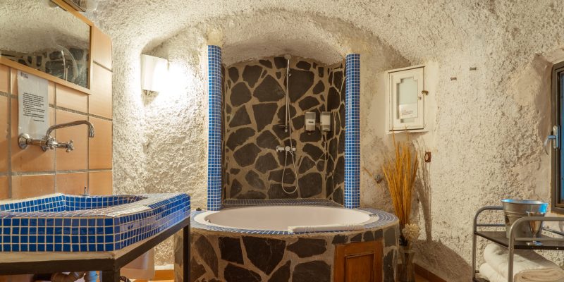 Cuevas de Andalucia__ALM8268