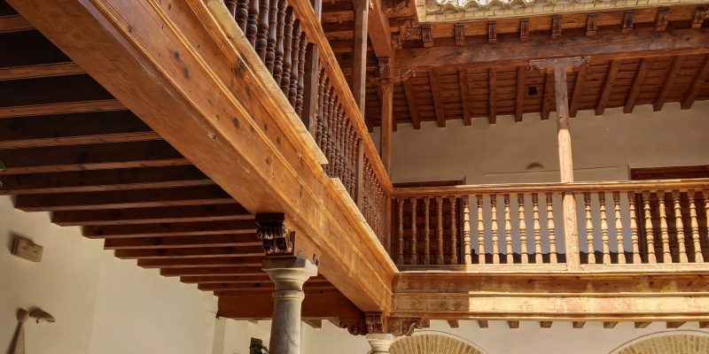 palacio-segura-orce-patio