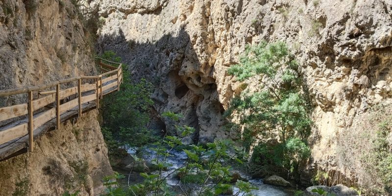 pasarela-cerrada-castril